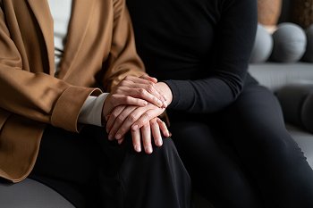 Психологическая помощь Где получить бесплатную психологическую помощь в Абинске